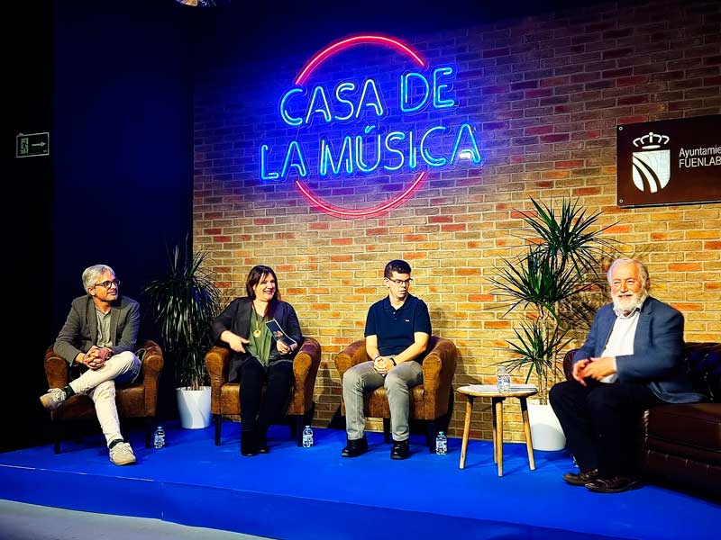 Imagen de ponentes en el cierre del proyecto CAMUS