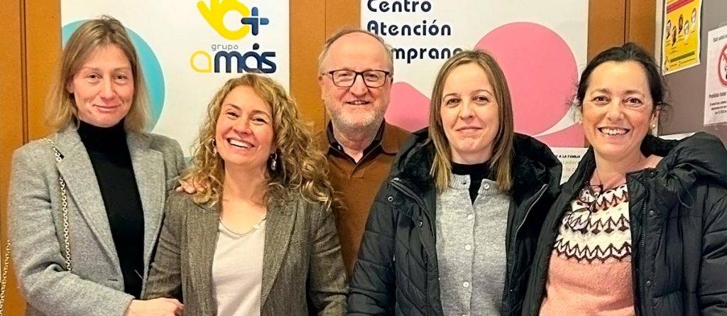visita de la directora general de discapacidad al Centro de Atención Temprana de Móstoles. Alejandra Serrano, Mar Marín, Ismael Carrillo, Susana Gutiérrez y María José García