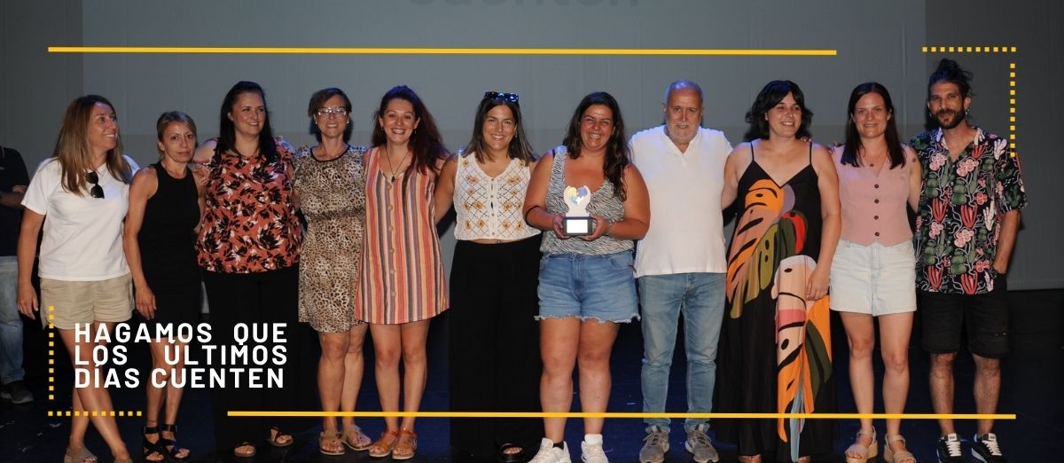 Foto del equipo de Inclusión Coimbra, cuya práctica fue reconocida en Lo Que Tú Haces Cuenta