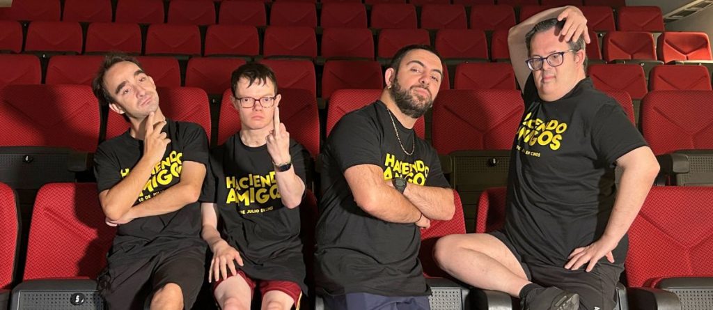 los cuatro actores de AMÁS Escena posando